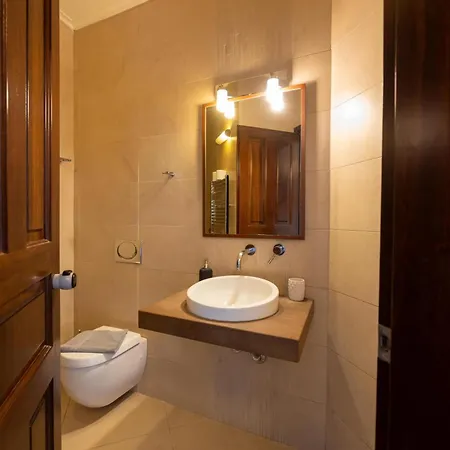 La Boheme Hotel 3*