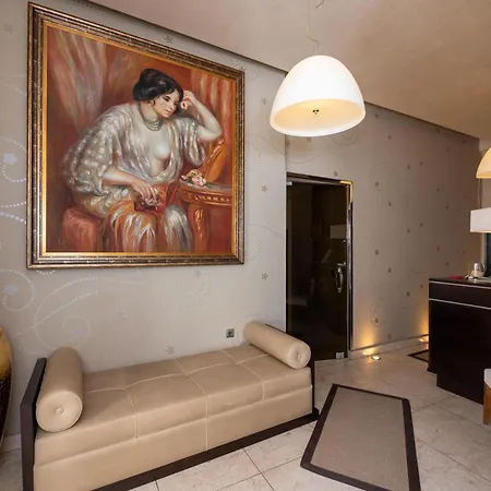 Hotel La Boheme