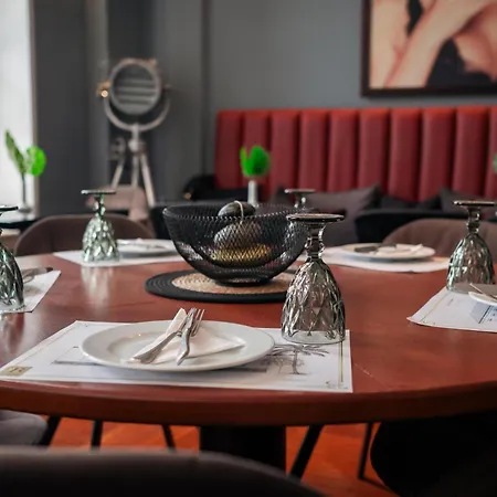 호텔 La Boheme 기티오