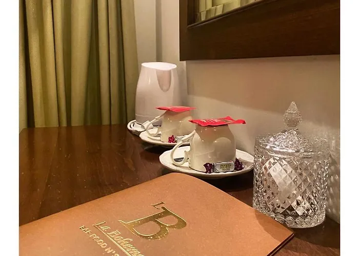 Hotel La Boheme 3*