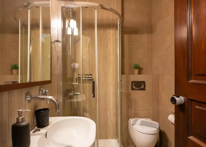 La Boheme Hotel 3*
